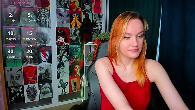 Snapshot of Ida_FaneStain chatting on 11.12.25 Ida FaneStain online show from 11.12.25