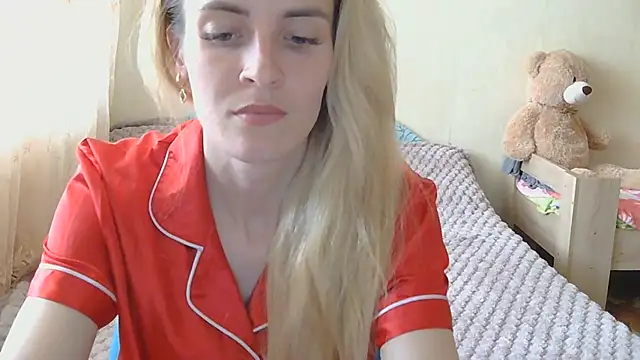 Snapshot of JayeTyler chatting on 05.21.26 JayeTyler online show from 05.21.26