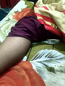 Dassing strip couple online show from 03.12.26