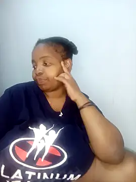 ShySexyBaddiexx online show from 09.15.25