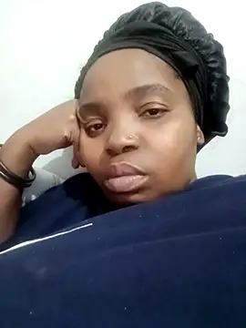 ShySexyBaddiexx online show from 09.27.25