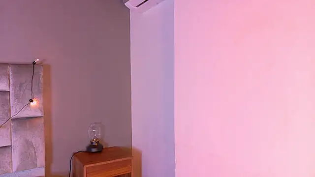 JenaCooper  online show from 10.25.25