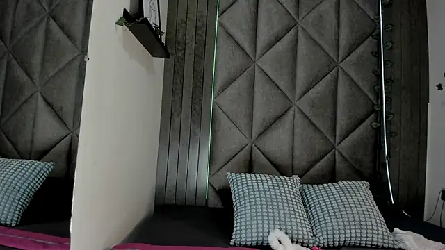 JenaCooper  online show from 12.19.25