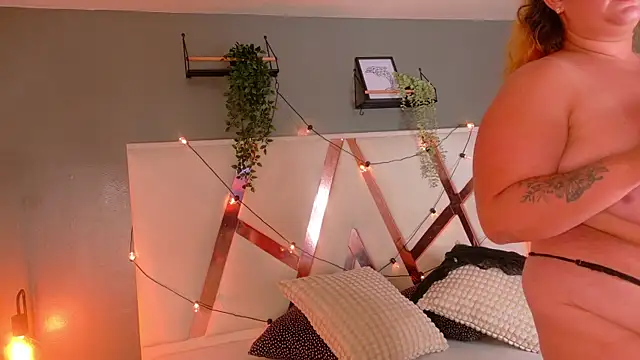 JenaCooper  online show from 04.07.26