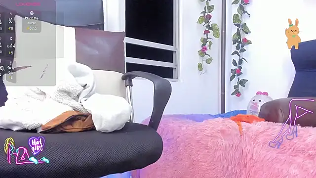 miaroberts69 online show from 04.12.26