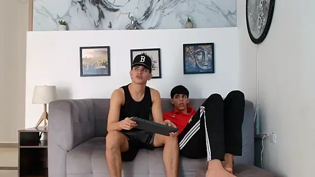 TWINKS FRIENDS online show from 03.07.26