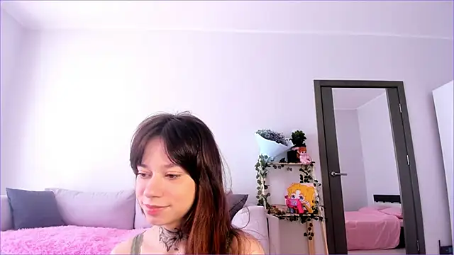 Passionate Isabella online show from 10.02.25