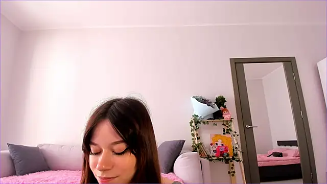 Passionate Isabella online show from 10.14.25