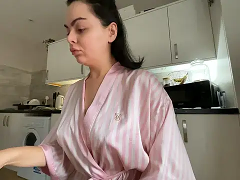 FrancescaXO online show from 02.06.26