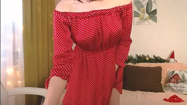 GoodGlamorGirl online show from 12.25.24