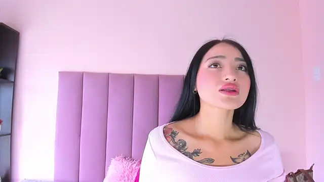 violet myerrs online show from 11.17.25