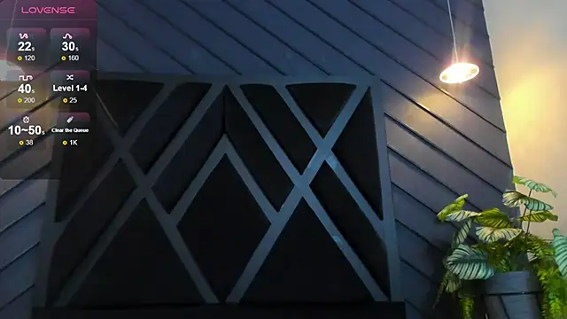 zoe martins  online show from 10.17.25