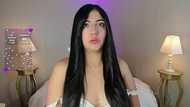 Snapshot of alessiafiore_ chatting on 09.25.25 alessiafiore online show from 09.25.25
