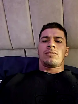 Snapshot of piterrr_hot chatting on 10.20.25 piterrr hot online show from 10.20.25