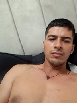 Snapshot of piterrr_hot chatting on 11.01.25 piterrr hot online show from 11.01.25