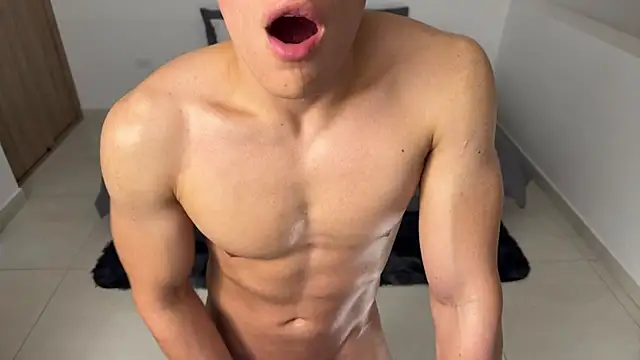 Maxx Lancaster online show from 02.11.26