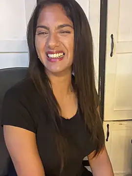 chicachocolate01 online show from 09.30.25