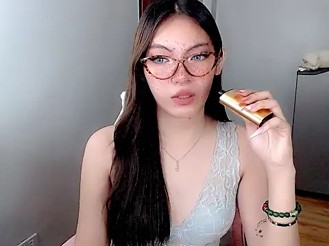 Miss hornydolly online show from 03.16.26