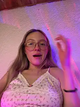 ReenKitty online show from 03.27.26