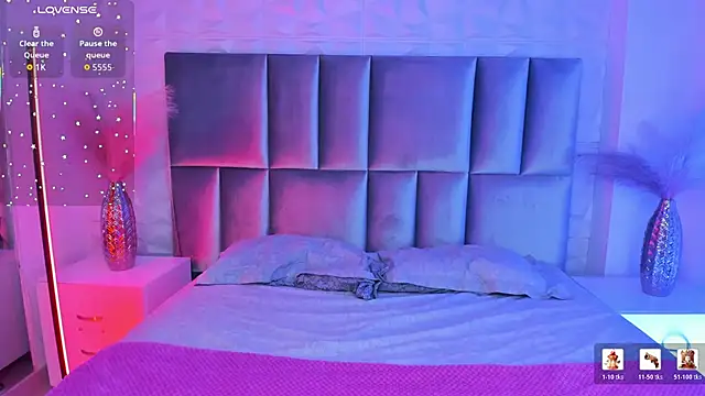 Camila Rivers online show from 04.13.26