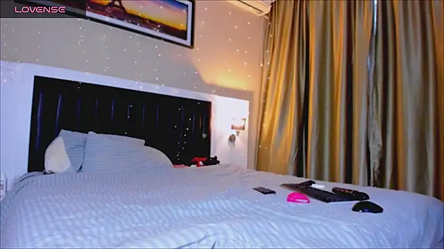 marrenaa online show from 12.15.25