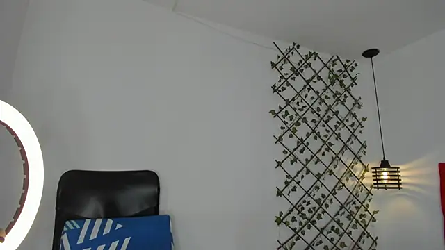 carolinacrus01 online show from 11.17.25