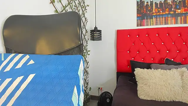 carolinacrus01 online show from 12.01.25