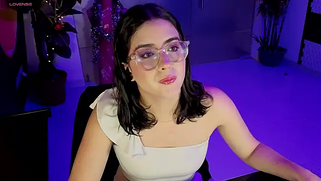 LiLLiAnderson online show from 01.12.26