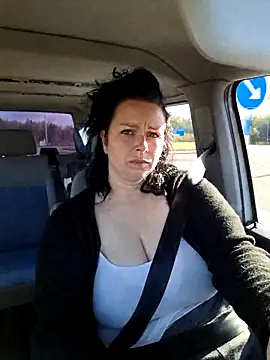 Chrissy Christal online show from 10.16.25