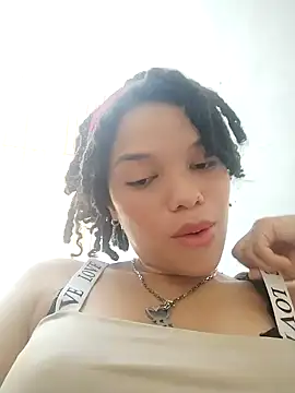 ChloeRaviss online show from 11.07.25