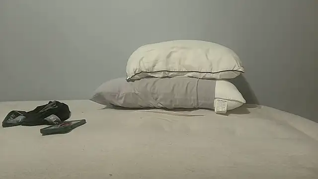 Snapshot of You-father chatting on 09.26.25 You-father online show from 09.26.25