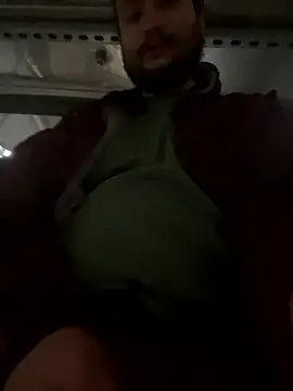 Snapshot of You-father chatting on 01.13.26 You-father online show from 01.13.26