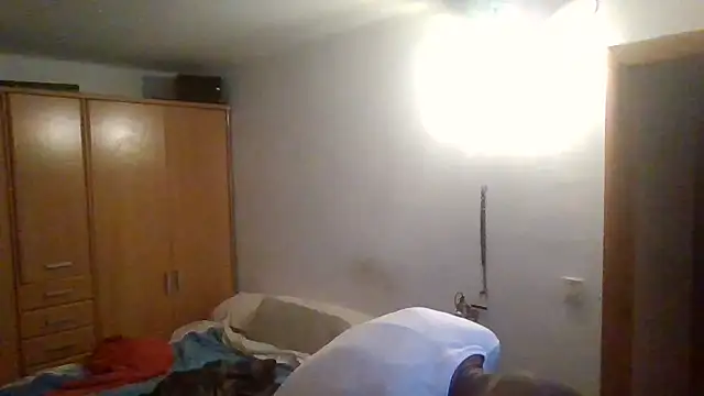 Zk1980 online show from 10.31.25