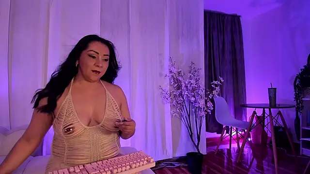 sweett-mary online show from 05.17.26