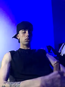 Snapshot of redmen69 chatting on 09.20.25 redmen69 online show from 09.20.25