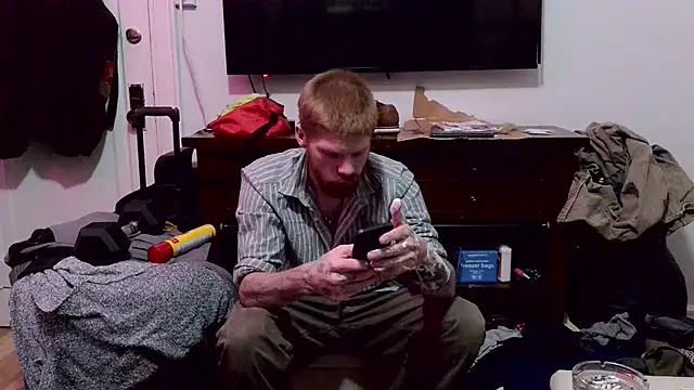 Snapshot of Magnetic127 chatting on 11.07.25 Magnetic127 online show from 11.07.25