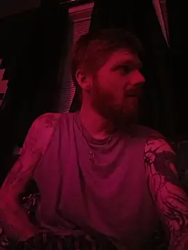 Snapshot of Magnetic127 chatting on 11.30.25 Magnetic127 online show from 11.30.25