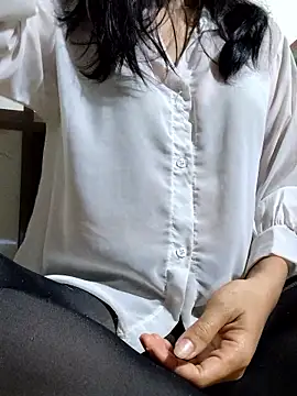 Snapshot of Maria2299 chatting on 02.15.26 Maria2299 online show from 02.15.26