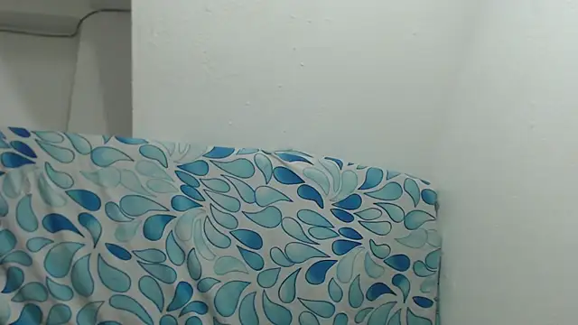 Lily Jone7 online show from 11.01.25