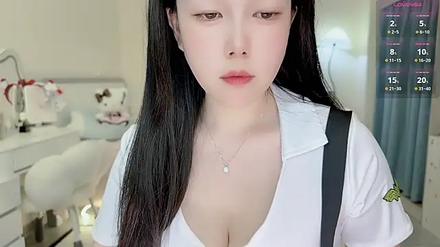 Bella Ava online show from 05.19.26