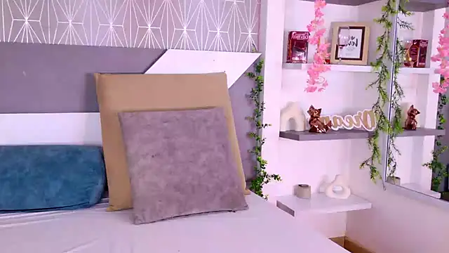 Celine Lee online show from 10.13.25