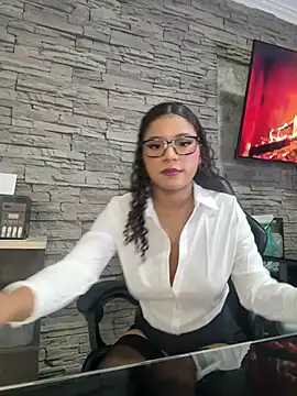 sophia brunette  online show from 03.14.26