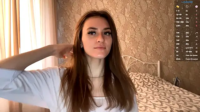 miainheat online show from 10.21.25