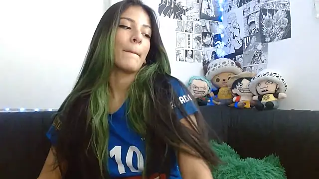 Snapshot of Chloe_paytone chatting on 06.15.26 Chloe paytone online show from 06.15.26