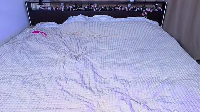 Candy Flosse online show from 11.11.25