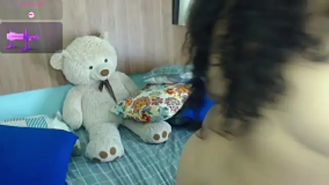 Snapshot of Madison_Copers chatting on 11.12.25 Madison Copers online show from 11.12.25