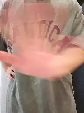 111owo111 online show from 10.19.25