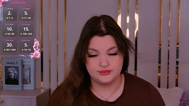 EmilyHyde online show from 04.18.26