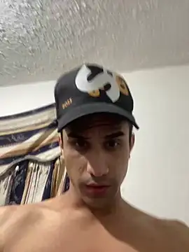 Camachito332 online show from 04.07.26