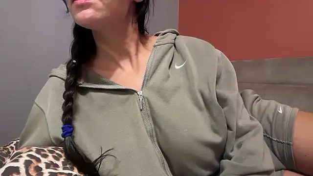 Ofcourseoneday online show from 09.08.25